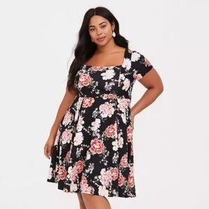Torrid Black Floral Mini Scuba Skater Dress Size 3X